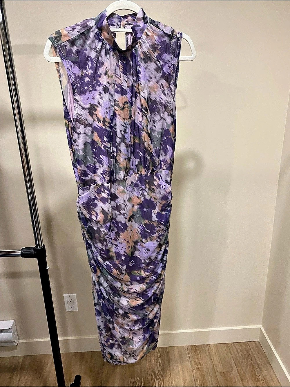 Chichos Floral Ruched Maxi Dress in Purple & Pink Size Medium